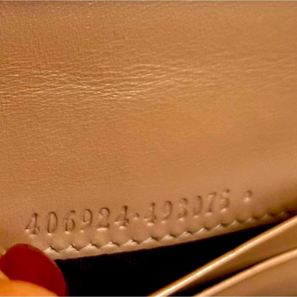 GUCCI GG GUCCISSIMA LEATHER BIFOLD WALLET includes DUSTBAG. EUC - Picture 7 of 9